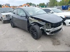 7SAYGDEE7NF424622 2022 TESLA MODEL Y