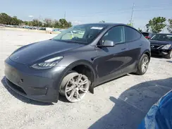 7SAYGDEE7NF426774 2022 TESLA MODEL Y