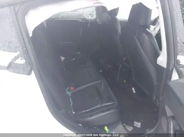 7SAYGDEE7NF427827 2022 TESLA MODEL Y - Image 8