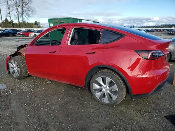 7SAYGDEE7NF439265 2022 TESLA MODEL Y - Image 2