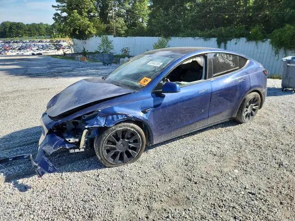 7SAYGDEE7NF442747 2022 TESLA MODEL Y - Image 1