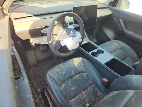 7SAYGDEE7NF442747 2022 TESLA MODEL Y - Image 8