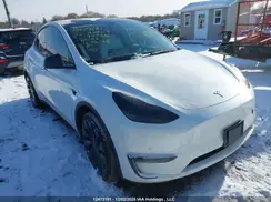 7SAYGDEE7NF447236 2022 TESLA MODEL Y