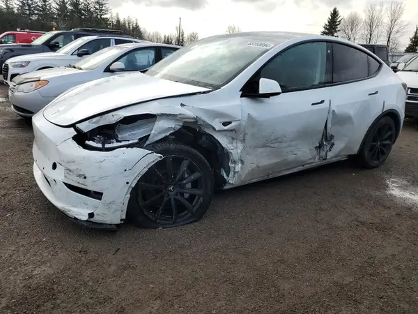 7SAYGDEE7NF450895 2022 TESLA MODEL Y - Image 1