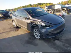 7SAYGDEE7NF461279 2022 TESLA MODEL Y