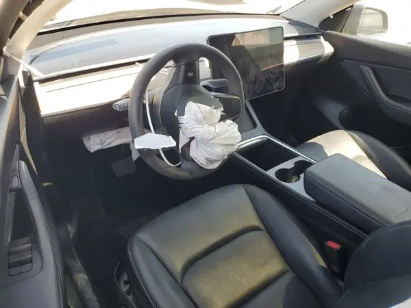 7SAYGDEE7NF461282 2022 TESLA MODEL Y - Image 8