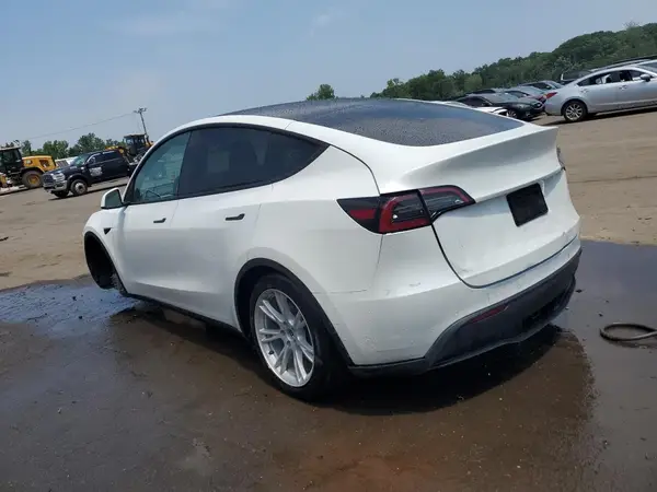 7SAYGDEE7NF462822 2022 TESLA MODEL Y - Image 2