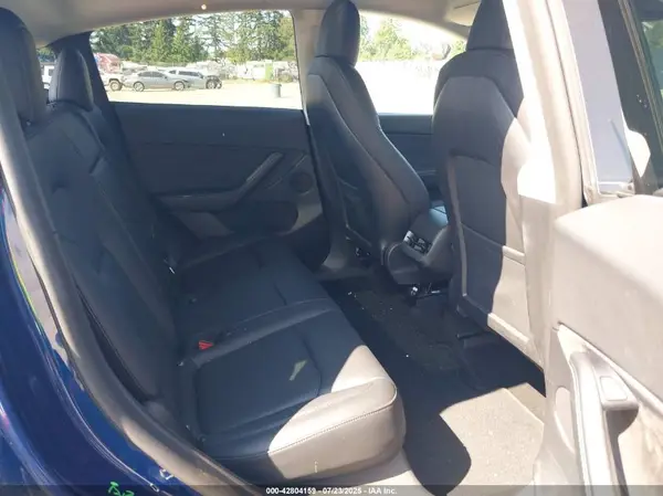 7SAYGDEE7NF463565 2022 TESLA MODEL Y - Image 8
