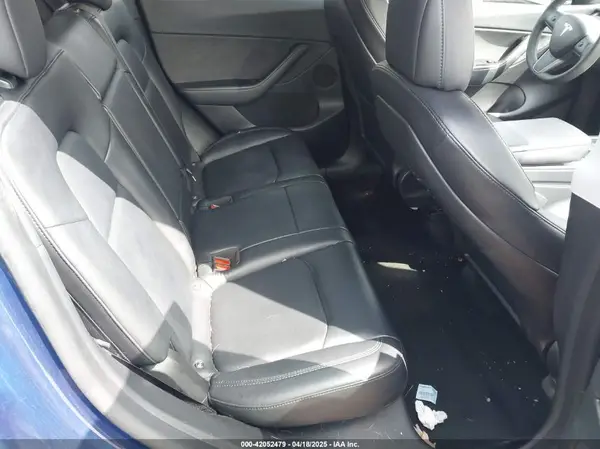 7SAYGDEE7NF480821 2022 TESLA MODEL Y - Image 8