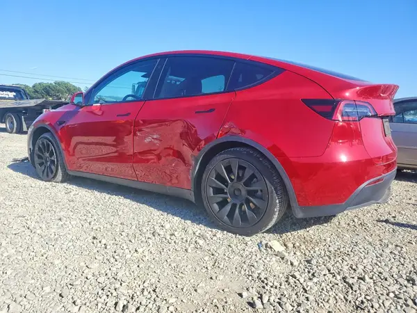 7SAYGDEE7NF481077 2022 TESLA MODEL Y - Image 2