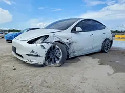 7SAYGDEE7NF481662 2022 TESLA MODEL Y