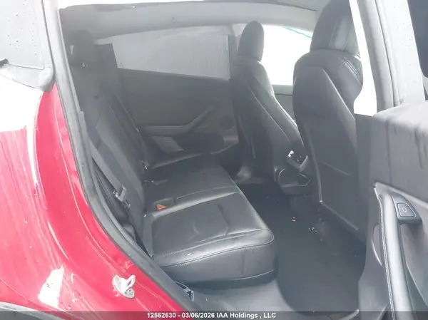 7SAYGDEE7NF484089 2022 TESLA MODEL Y - Image 8