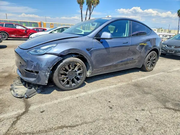 7SAYGDEE7NF512148 2022 TESLA MODEL Y - Image 1