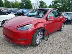 7SAYGDEE7NF521383 2022 TESLA MODEL Y