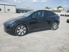 7SAYGDEE7NF523960 2022 TESLA MODEL Y