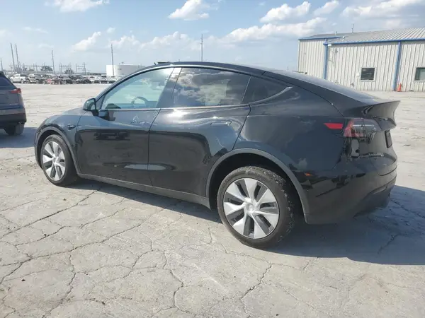 7SAYGDEE7NF523960 2022 TESLA MODEL Y - Image 2