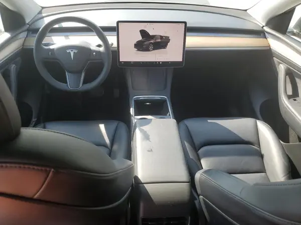 7SAYGDEE7NF523960 2022 TESLA MODEL Y - Image 8