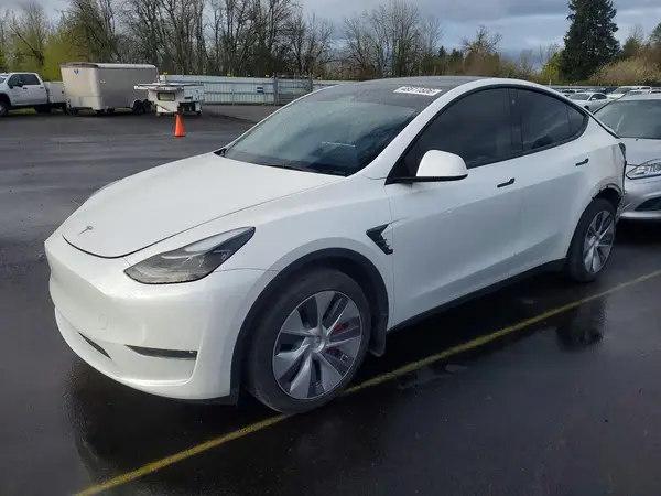 7SAYGDEE7NF541035 2022 TESLA MODEL Y - Image 1