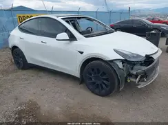 7SAYGDEE7NF544033 2022 TESLA MODEL Y