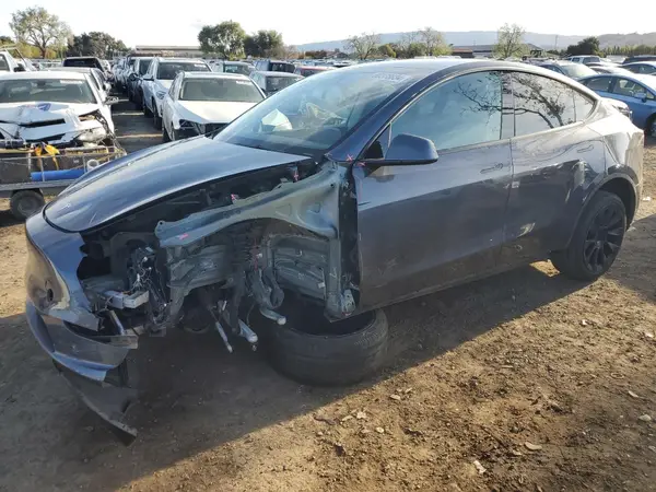 7SAYGDEE7NF548650 2022 TESLA MODEL Y - Image 1