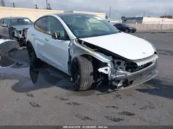 7SAYGDEE7NF557980 2022 TESLA MODEL Y