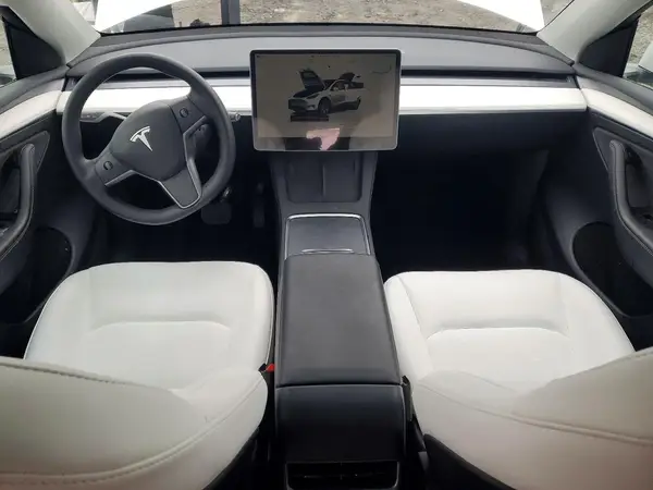 7SAYGDEE7NF562287 2022 TESLA MODEL Y - Image 8