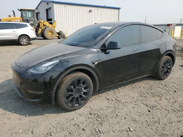 7SAYGDEE7NF567814 2022 TESLA MODEL Y - Image 1