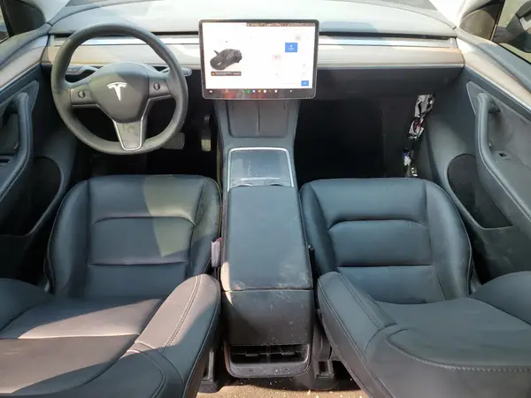 7SAYGDEE7NF567814 2022 TESLA MODEL Y - Image 8
