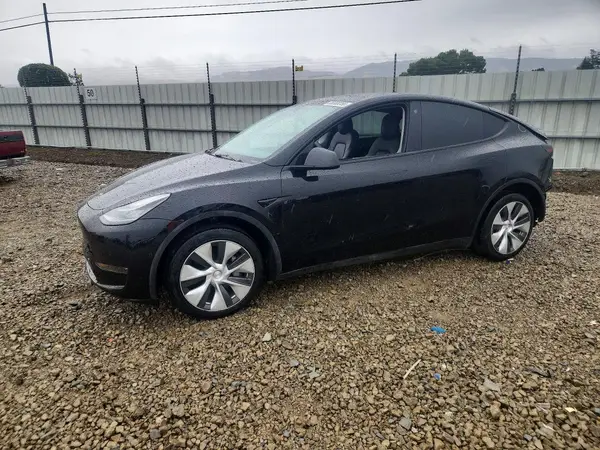 7SAYGDEE7NF569336 2022 TESLA MODEL Y - Image 1