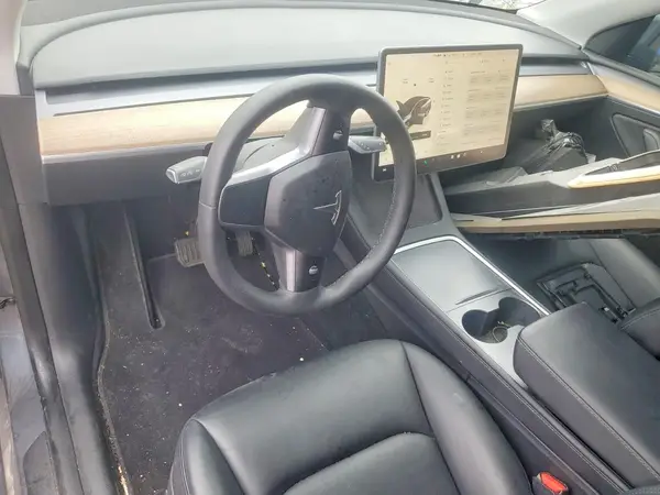 7SAYGDEE7PA025239 2023 TESLA MODEL Y - Image 8