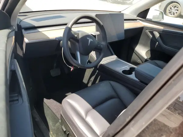 7SAYGDEE7PA027850 2023 TESLA MODEL Y - Image 8