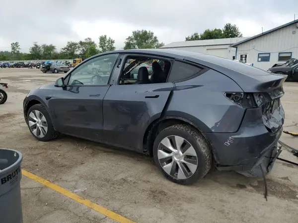 7SAYGDEE7PA034474 2023 TESLA MODEL Y - Image 2