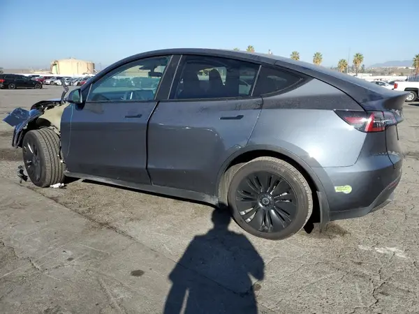 7SAYGDEE7PA039805 2023 TESLA MODEL Y - Image 2