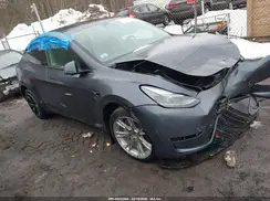 7SAYGDEE7PA042087 2023 TESLA MODEL Y