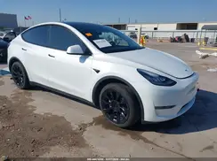 7SAYGDEE7PA043661 2023 TESLA MODEL Y