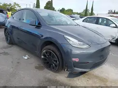 7SAYGDEE7PA055941 2023 TESLA MODEL Y