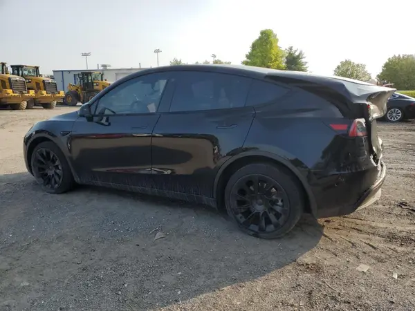 7SAYGDEE7PA059259 2023 TESLA MODEL Y - Image 2