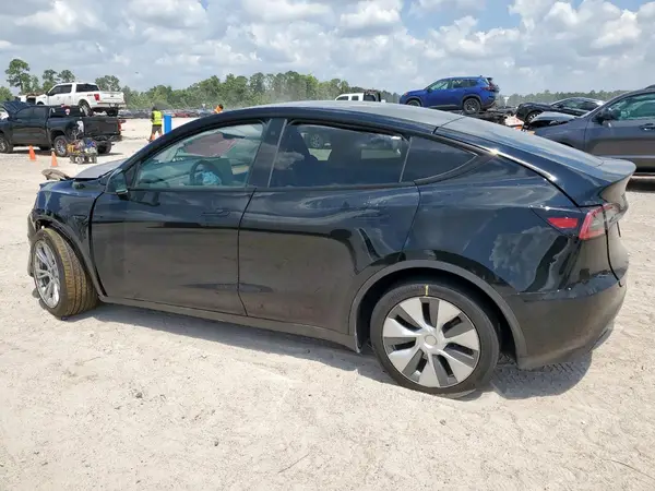 7SAYGDEE7PA063506 2023 TESLA MODEL Y - Image 2