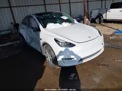 7SAYGDEE7PA064395 2023 TESLA MODEL Y