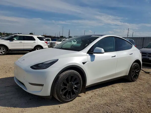 7SAYGDEE7PA065353 2023 TESLA MODEL Y - Image 1