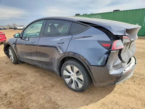 7SAYGDEE7PA075963 2023 TESLA MODEL Y - Image 2