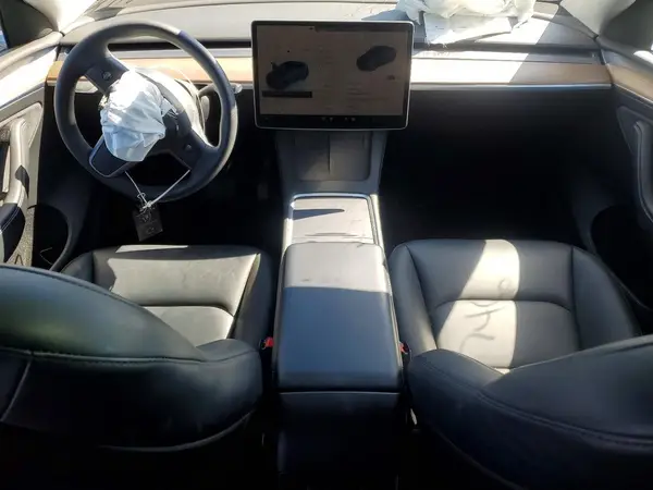 7SAYGDEE7PA075963 2023 TESLA MODEL Y - Image 8