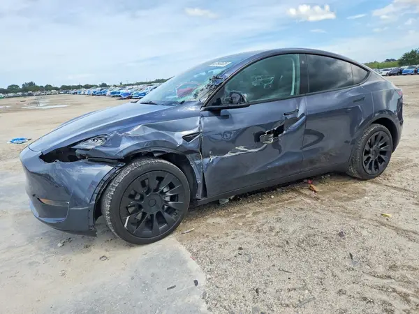 7SAYGDEE7PA078653 2023 TESLA MODEL Y - Image 1