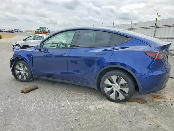 7SAYGDEE7PA089023 2023 TESLA MODEL Y - Image 2