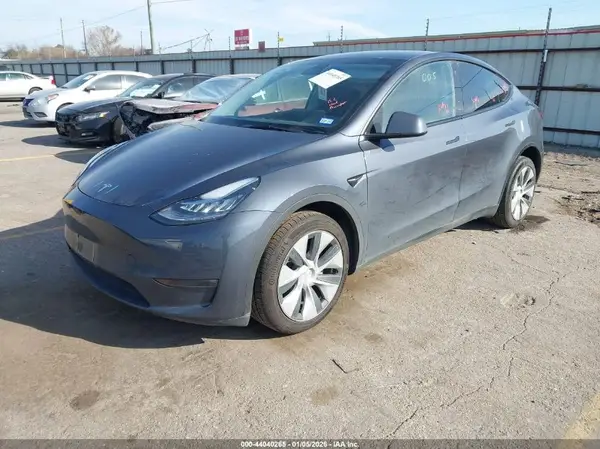 7SAYGDEE7PA089801 2023 TESLA MODEL Y - Image 2