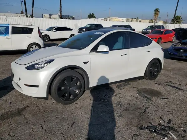 7SAYGDEE7PA091452 2023 TESLA MODEL Y - Image 1