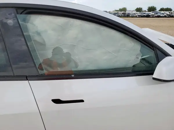 7SAYGDEE7PA094304 2023 TESLA MODEL Y - Image 8
