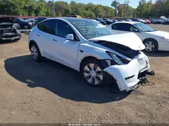 7SAYGDEE7PA096439 2023 TESLA MODEL Y
