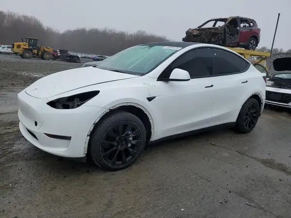 7SAYGDEE7PA102174 2023 TESLA MODEL Y - Image 1