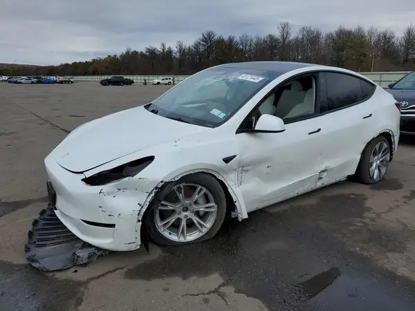 7SAYGDEE7PA107195 2023 TESLA MODEL Y - Image 1